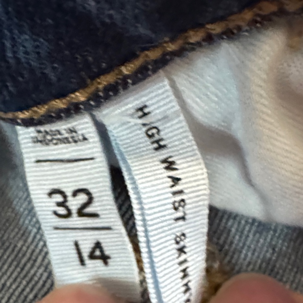 LOFT High Rise Button-Up Blue Jeans - Picture 3 of 4